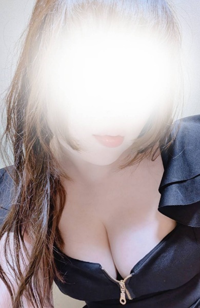 新人セラピスト【霧島あやめ】さんが入店しましたメイン画像